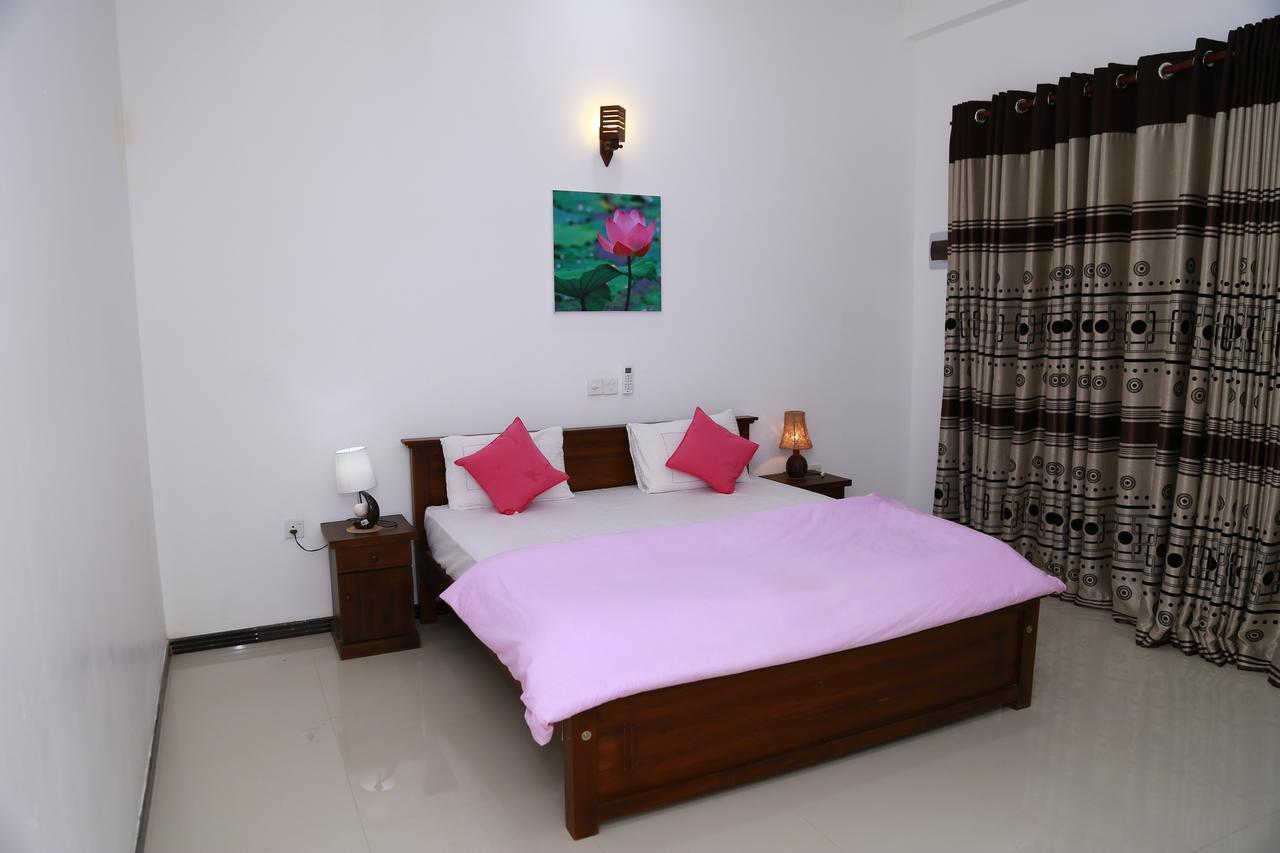 Lotus Dreams Guesthouse Weligama Dış mekan fotoğraf