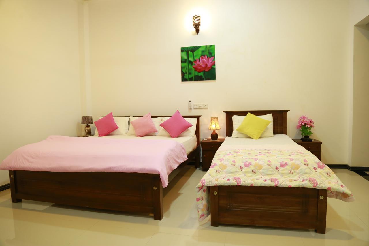 Lotus Dreams Guesthouse Weligama Dış mekan fotoğraf