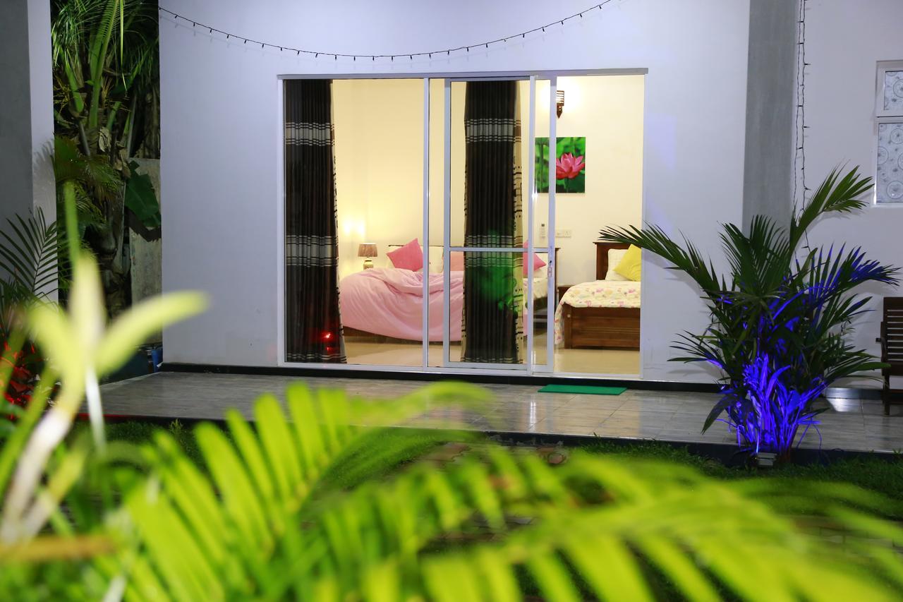 Lotus Dreams Guesthouse Weligama Dış mekan fotoğraf