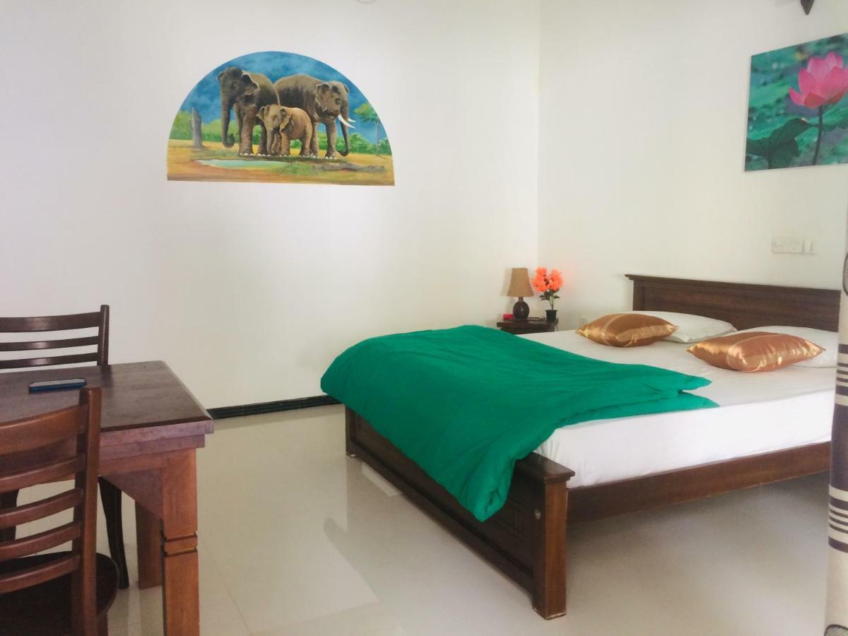 Lotus Dreams Guesthouse Weligama Dış mekan fotoğraf